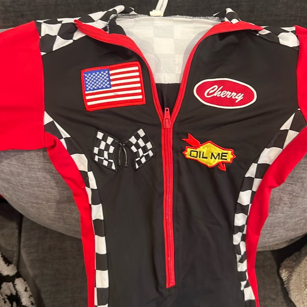 Fashion Nova - Race car driver costume